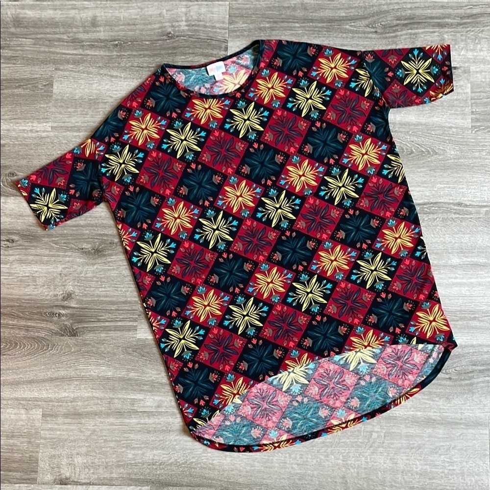 LuLaRoe top
